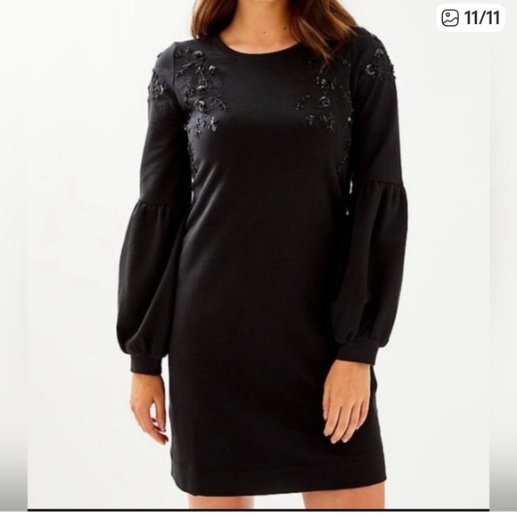 Lilly Pulitzer NWT Sweatshirt Dress Bartlett in Black Embellishment size M - Picture 1 of 8
